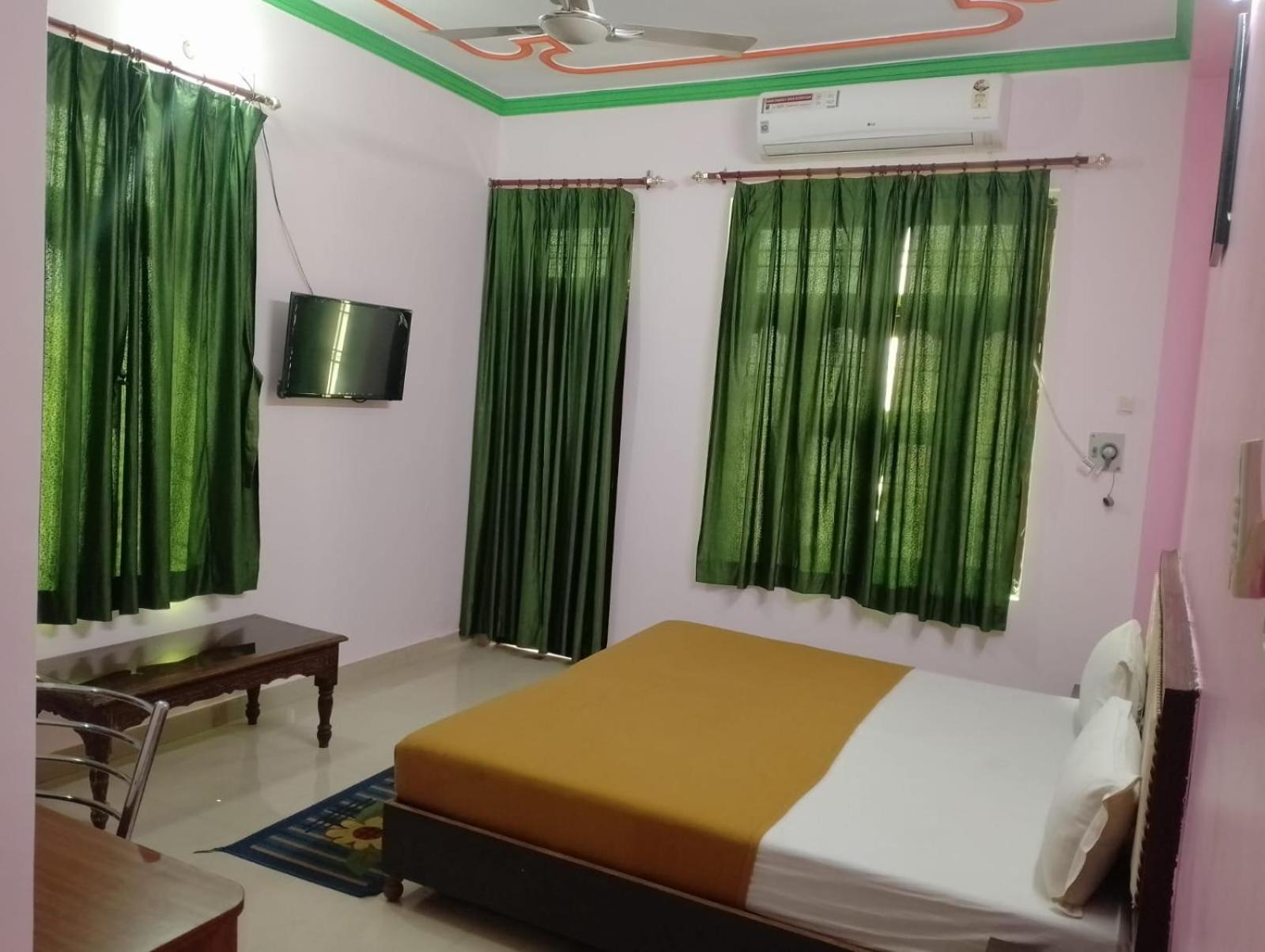 Varuna Palace Varanasi , Near Mandir & Ghat'S Luaran gambar
